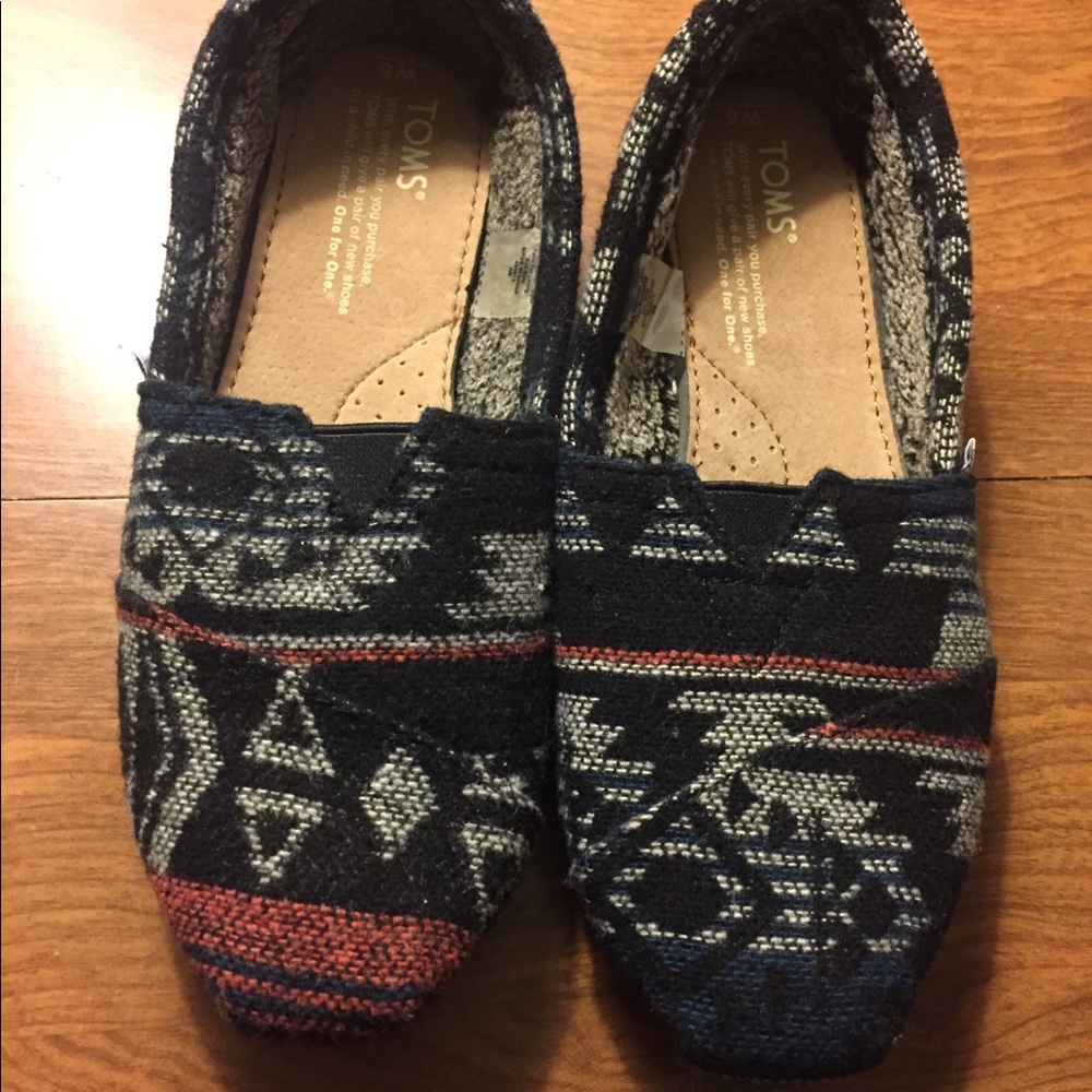 Toms Multicolor Patterned Flats - Picture 2 of 8